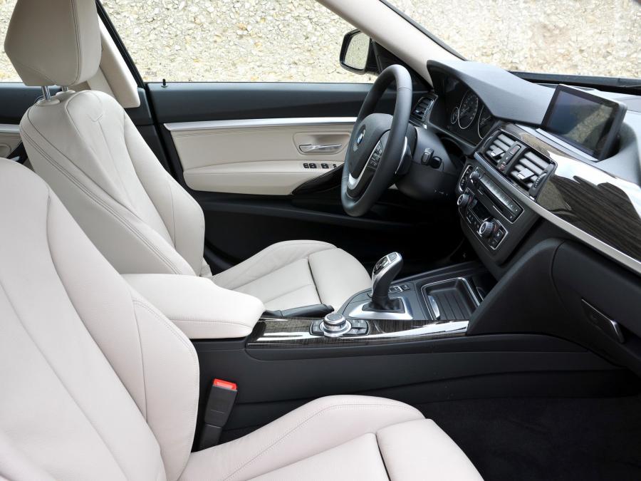  BMW 320d Gran Turismo Modern Line 2013 года  (фото 22 из 30)